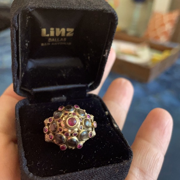 Vintage Linz 14k Yellow Gold Tiger’s Eye Ruby Ring - Picture 2 of 11